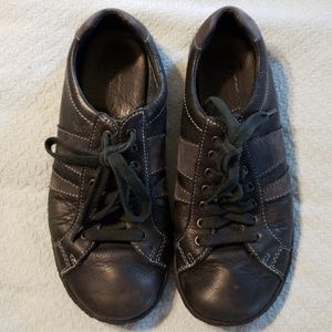 Born bowling style black leather shoes
